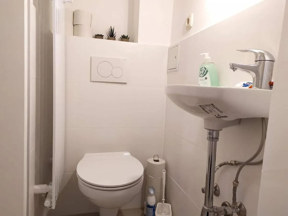 City Apartment With Netflix, Two Min To Hauptbahnhof, 12 ウィーン